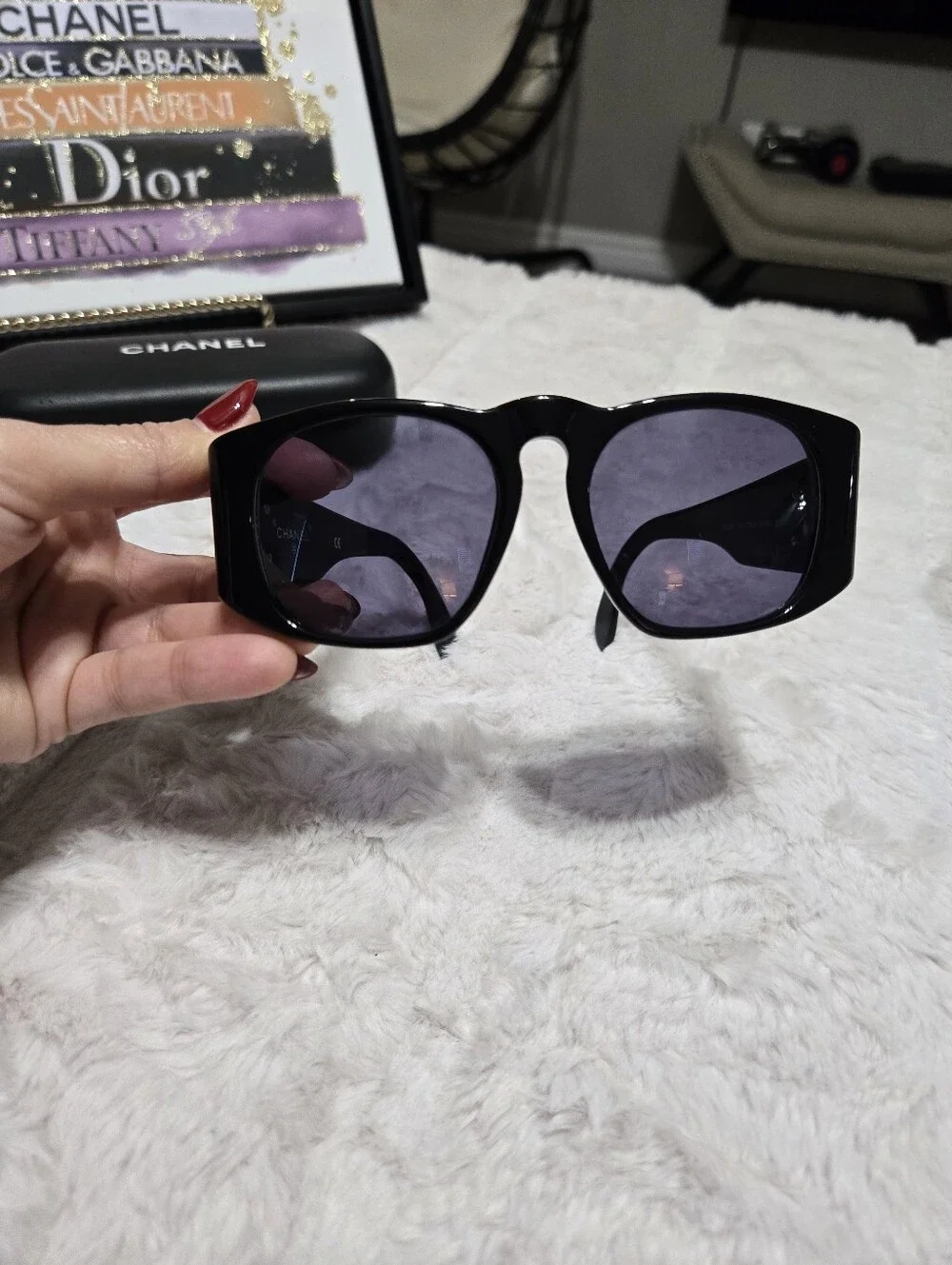 CHANEL 01450 94305 Black Gold CC Cocomark Sunglasses EUC